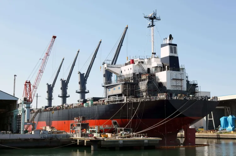 Взлёт с низкой базы: как меняются морские контейнерные перевозки